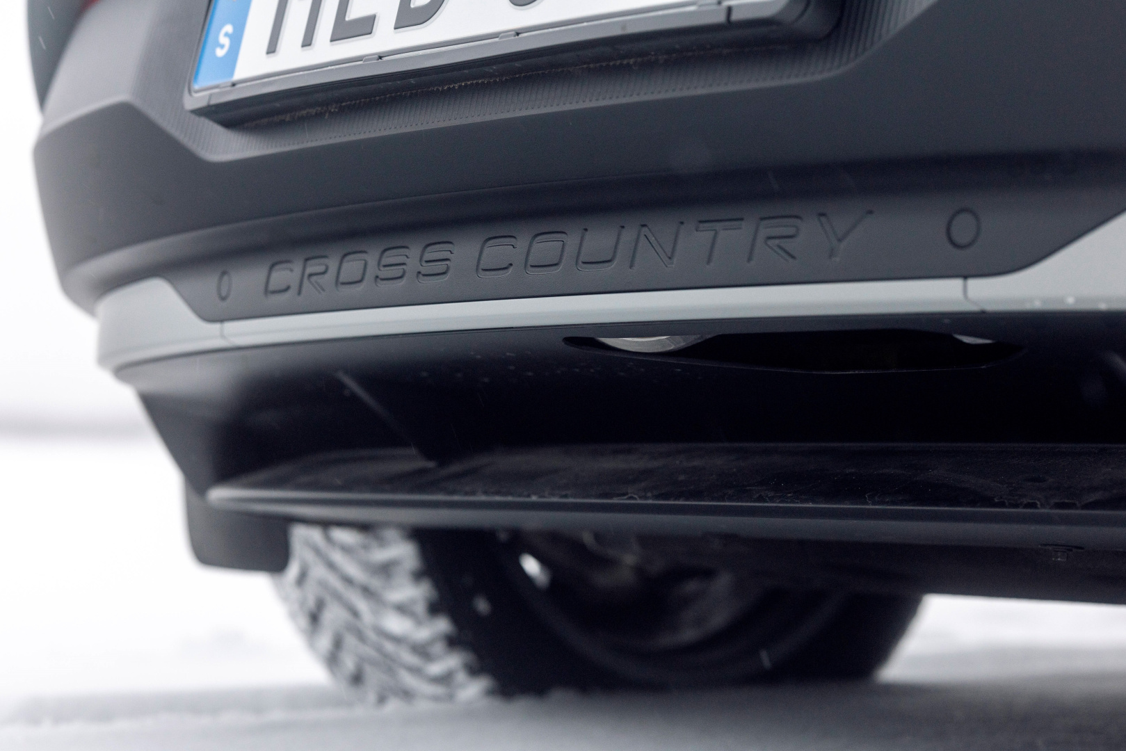SMALL_339538_Volvo_EX30_Cross_Country_exterior